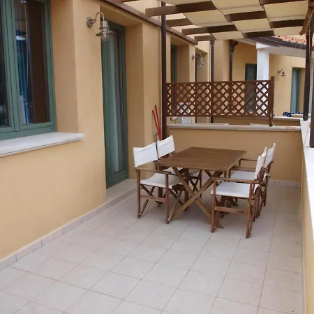 Al 4 Della Pergola Apartamento