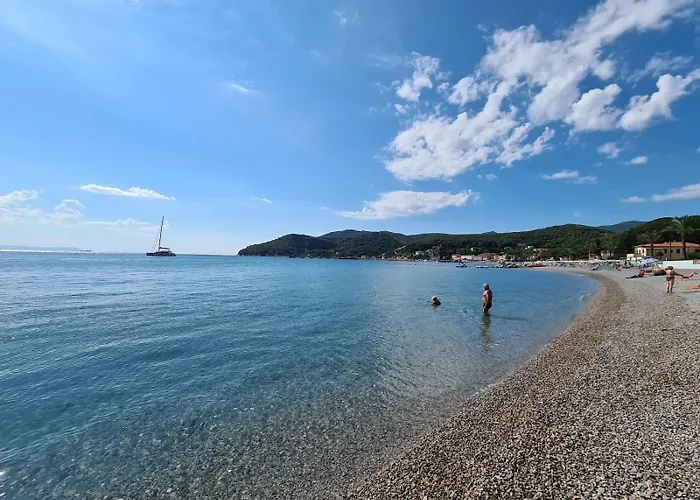 Al 4 Della Pergola *